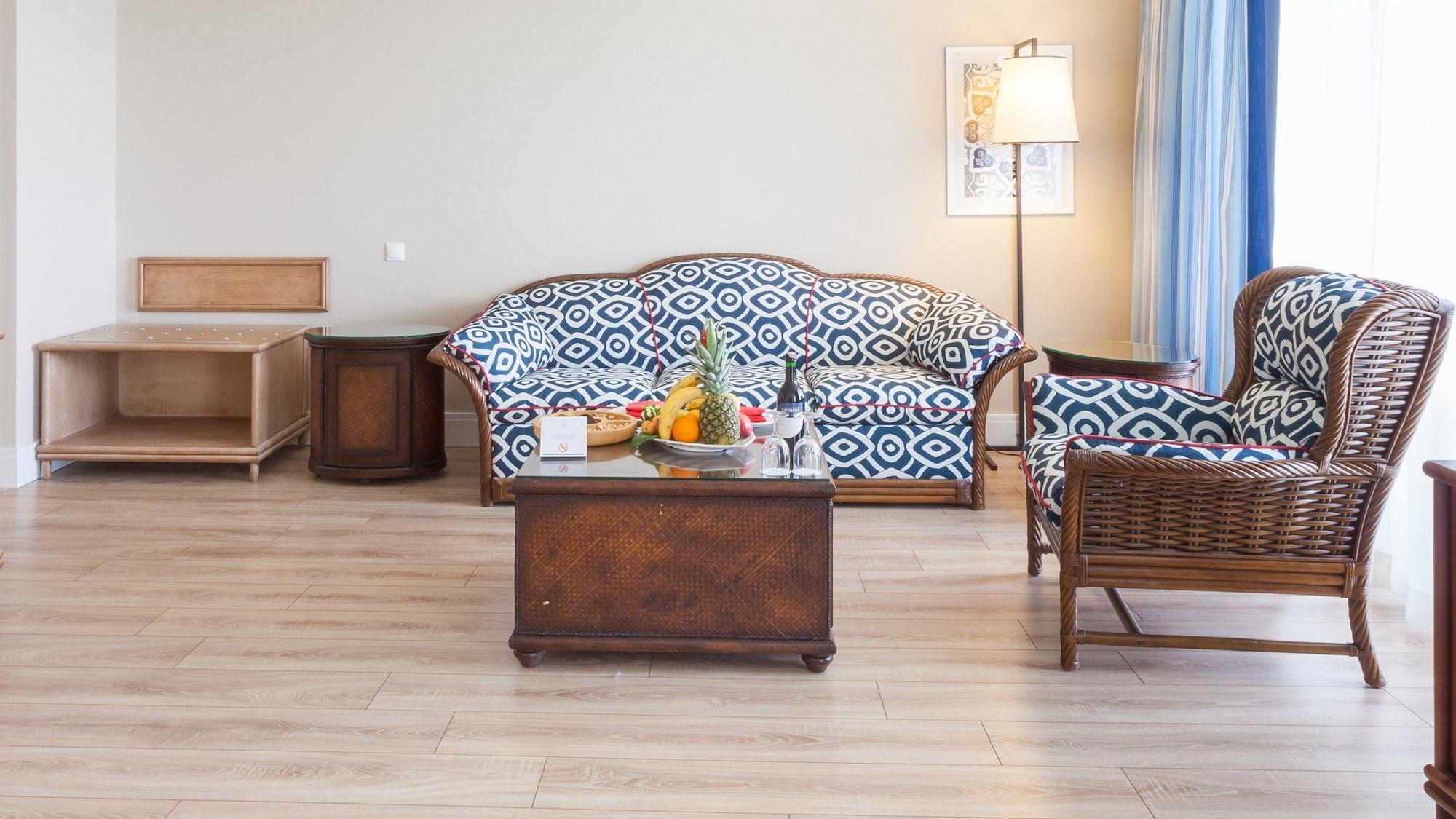 Ic Hotels Green Palace - Kids Concept Antalya Ngoại thất bức ảnh Laminate flooring