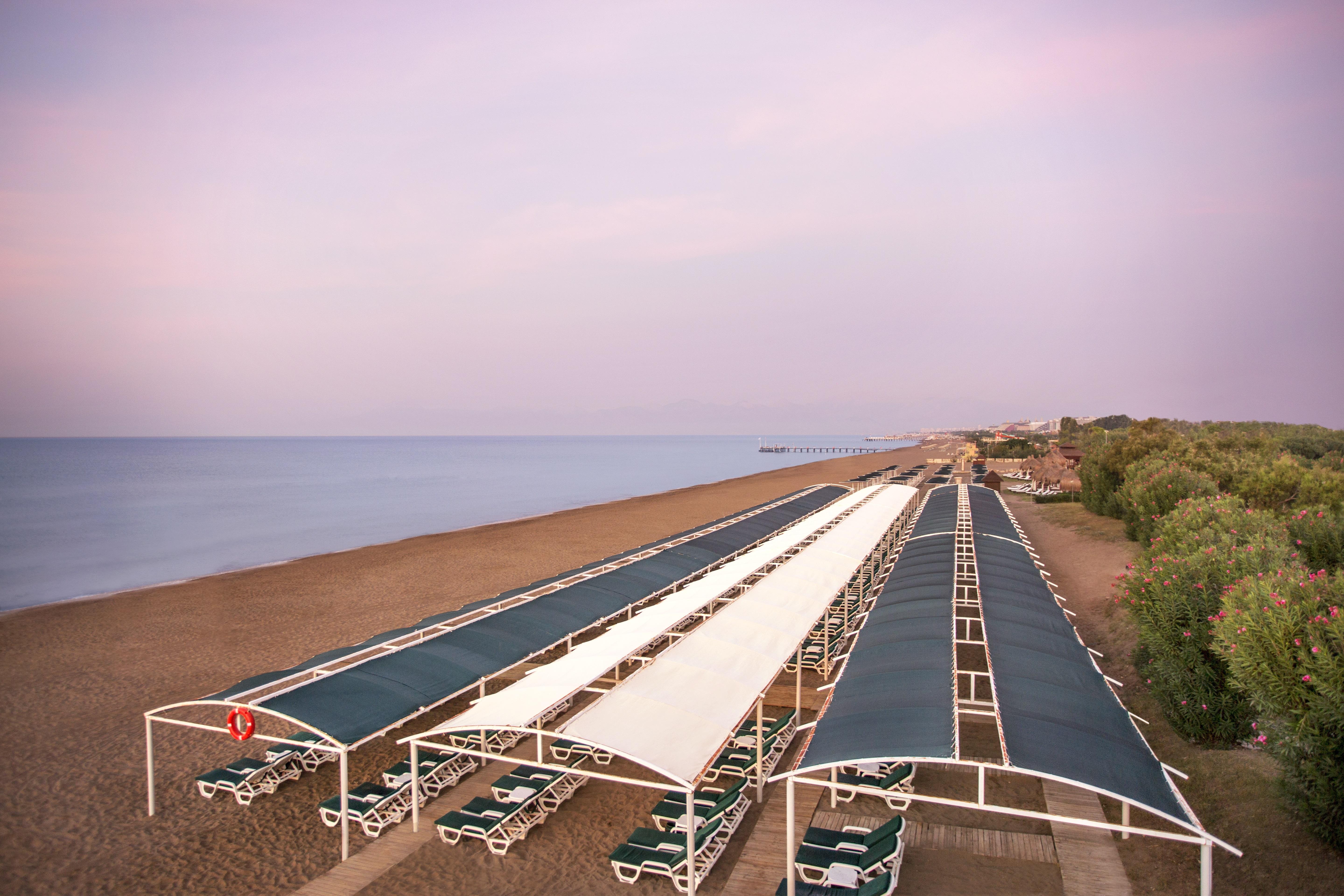 Ic Hotels Green Palace - Kids Concept Antalya Ngoại thất bức ảnh The beach of the resort