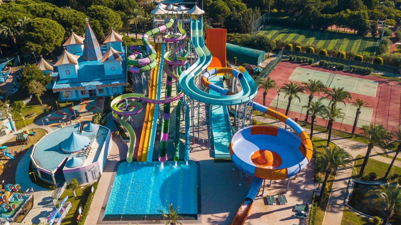 Ic Hotels Green Palace - Kids Concept Antalya Ngoại thất bức ảnh Aerial view of Wet'n'Wild Water World