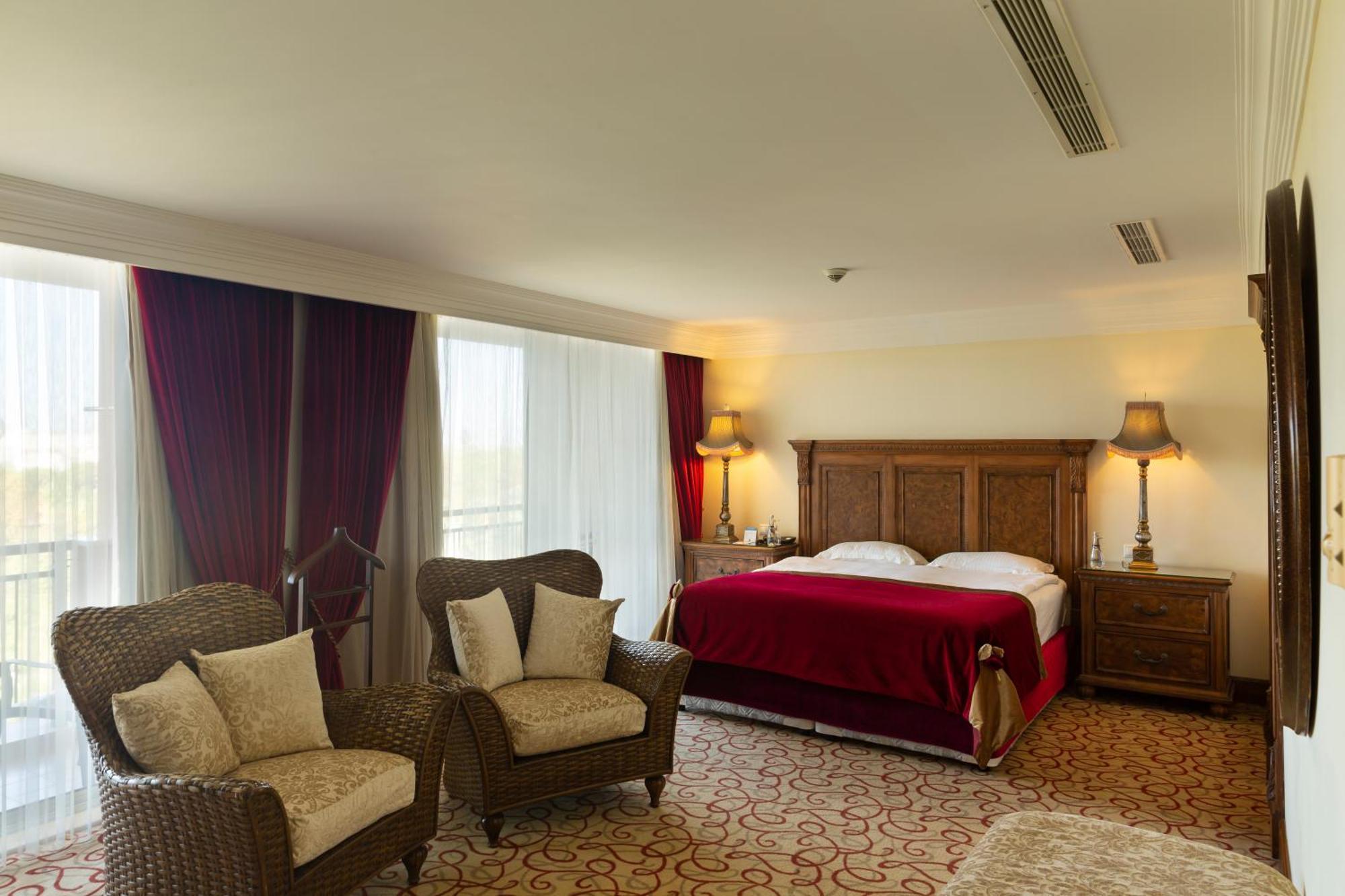 Ic Hotels Green Palace - Kids Concept Antalya Phòng bức ảnh A bedroom at the hotel