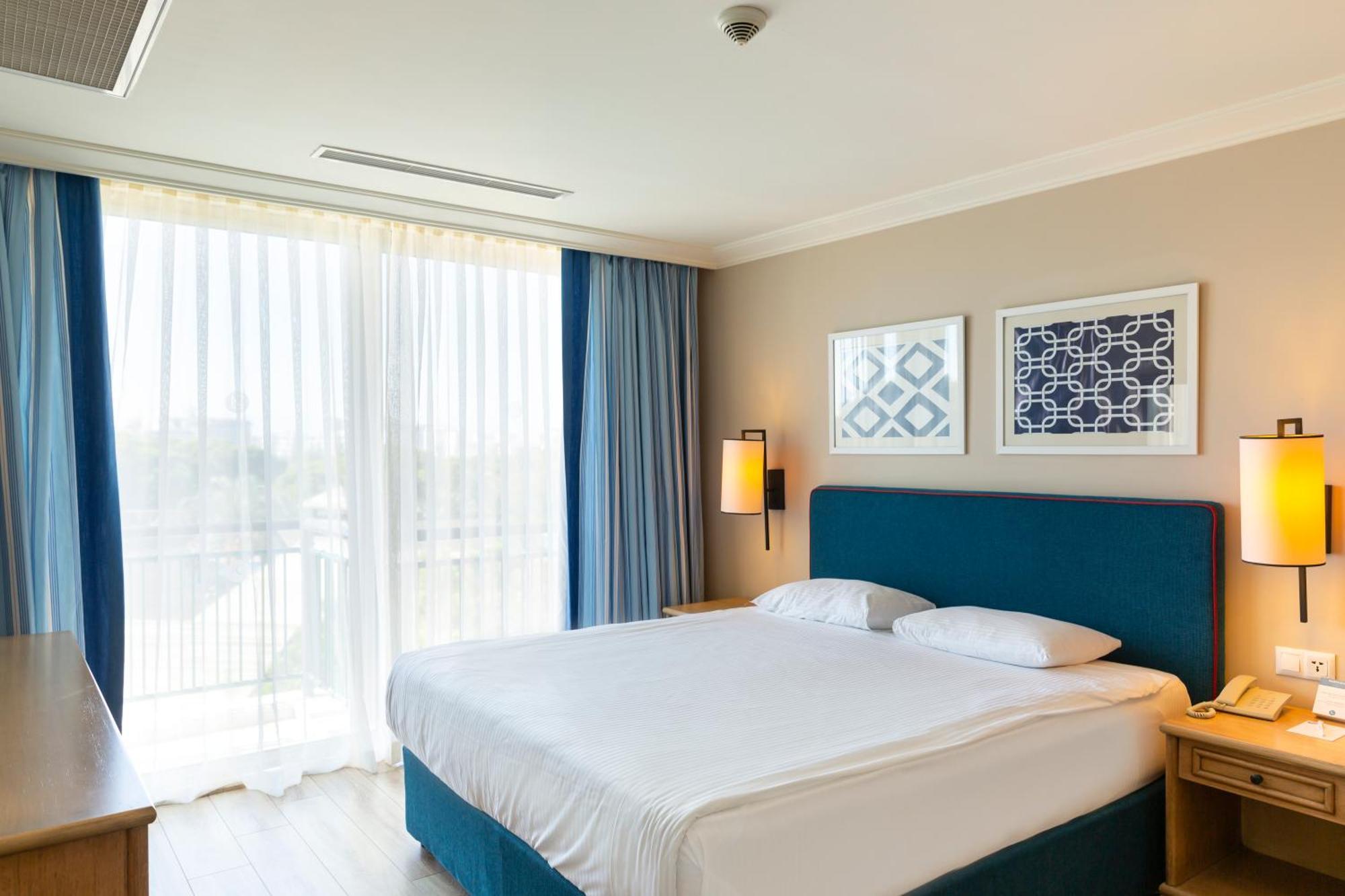 Ic Hotels Green Palace - Kids Concept Antalya Phòng bức ảnh A bedroom at the hotel