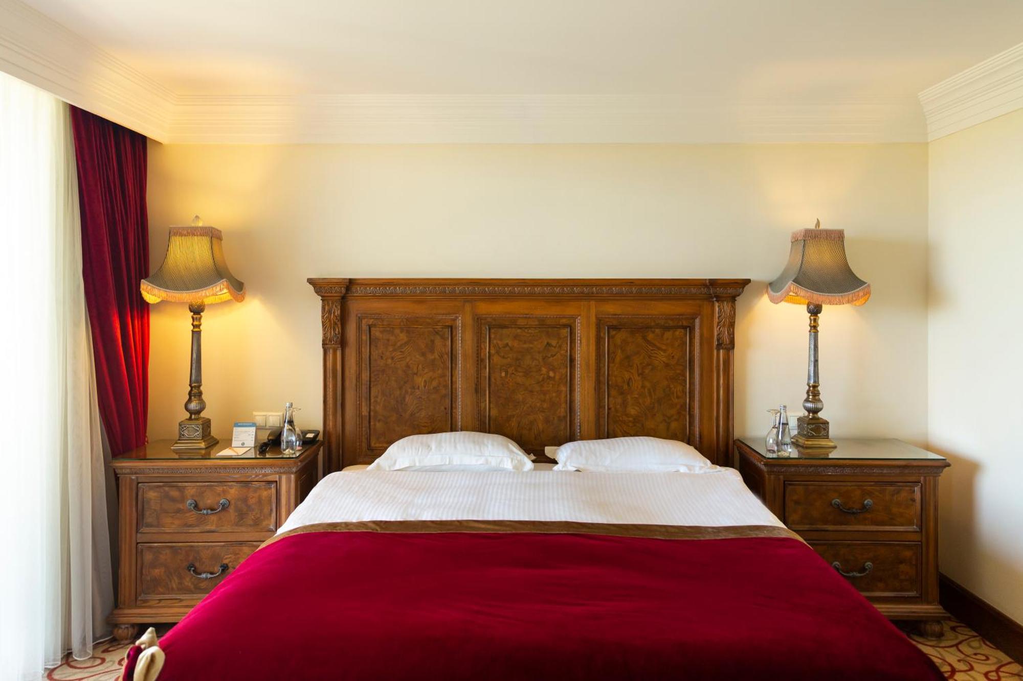 Ic Hotels Green Palace - Kids Concept Antalya Phòng bức ảnh A bedroom at the hotel